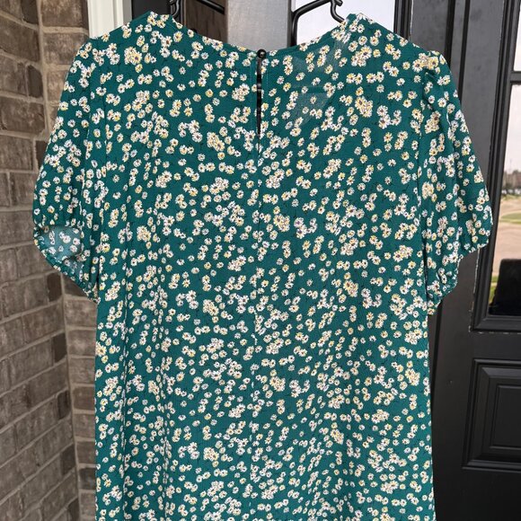 Women's Green & Yellow Floral Dress - Picture 4 of 5